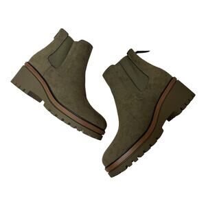 MIA Chunky Platform Chelsea Boots Green Size 9 New